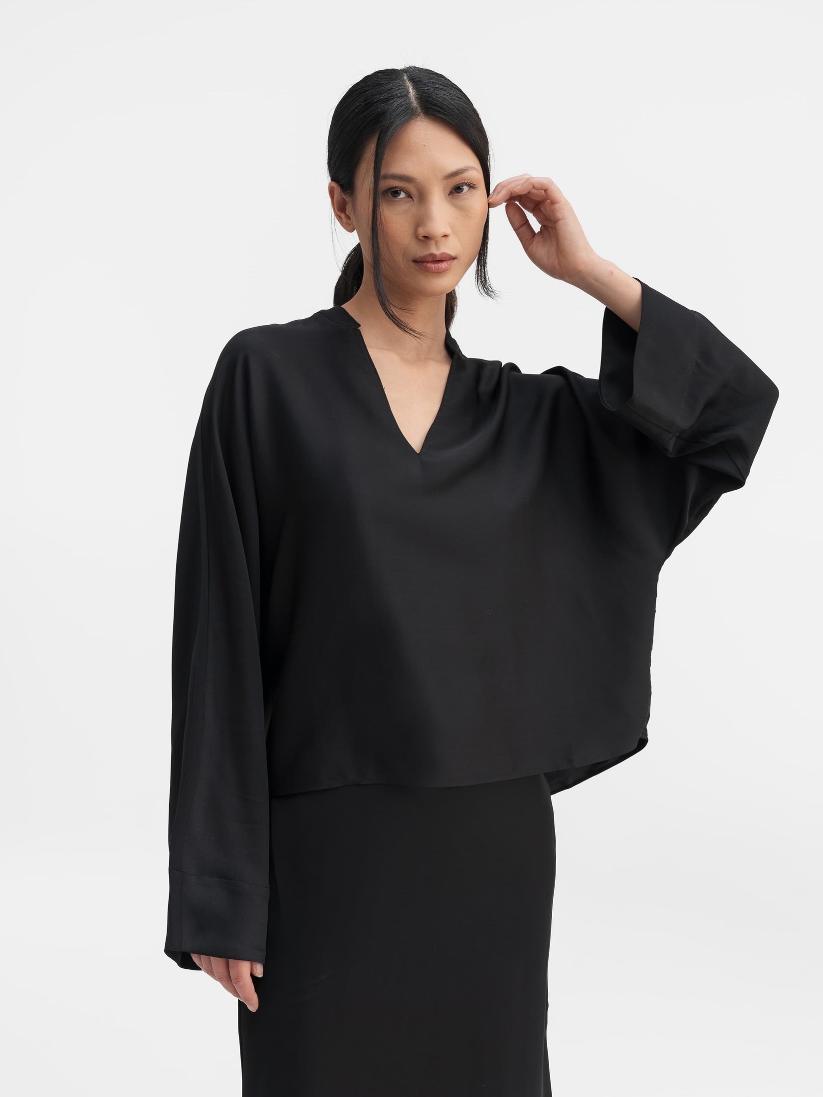 Nina V Black