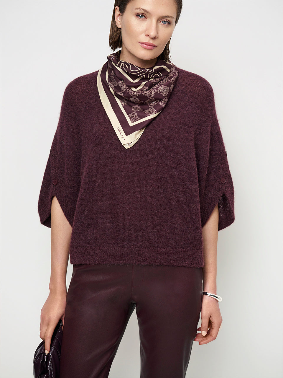 Mahani Sweater Bordeaux Red