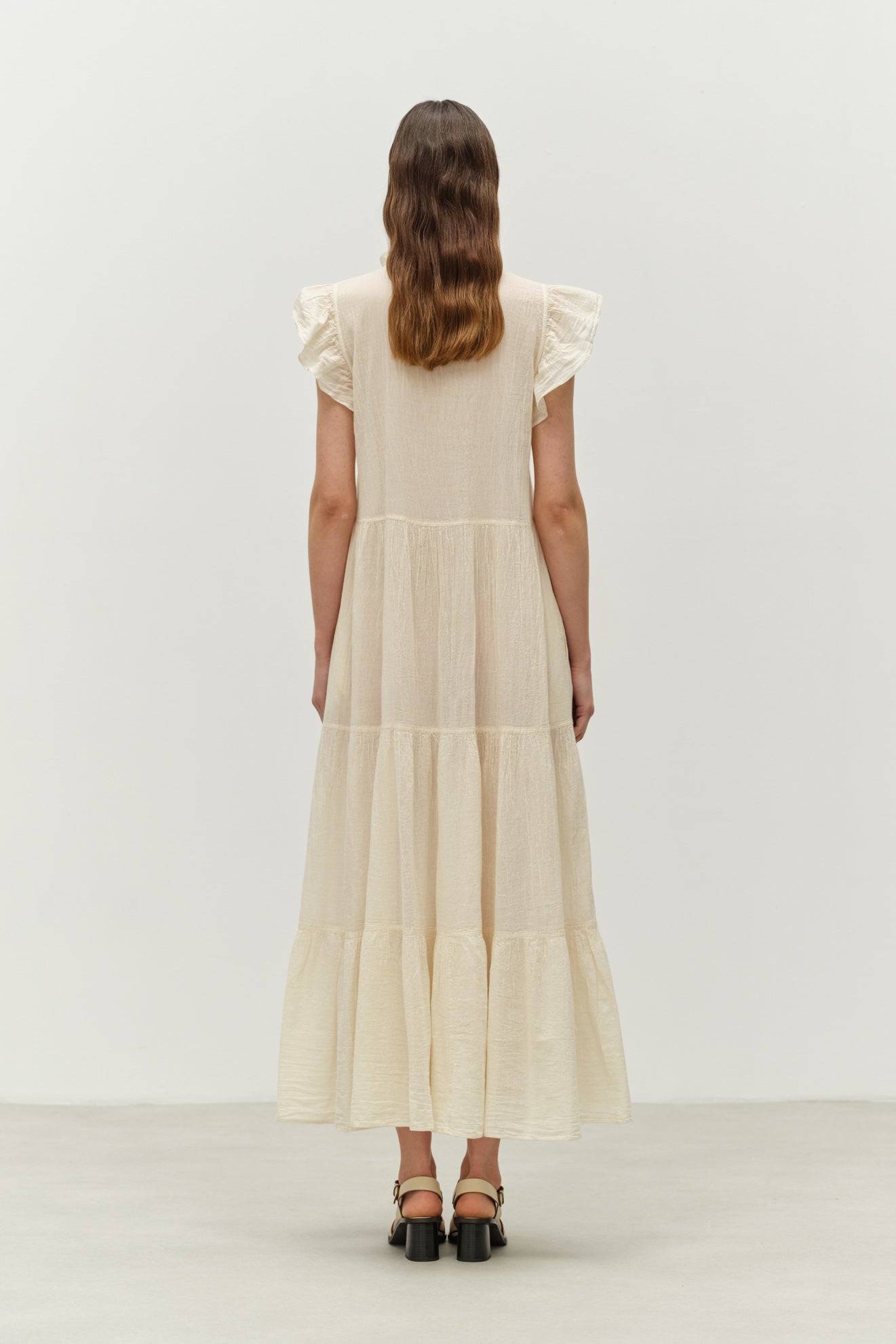 #color_Off-white