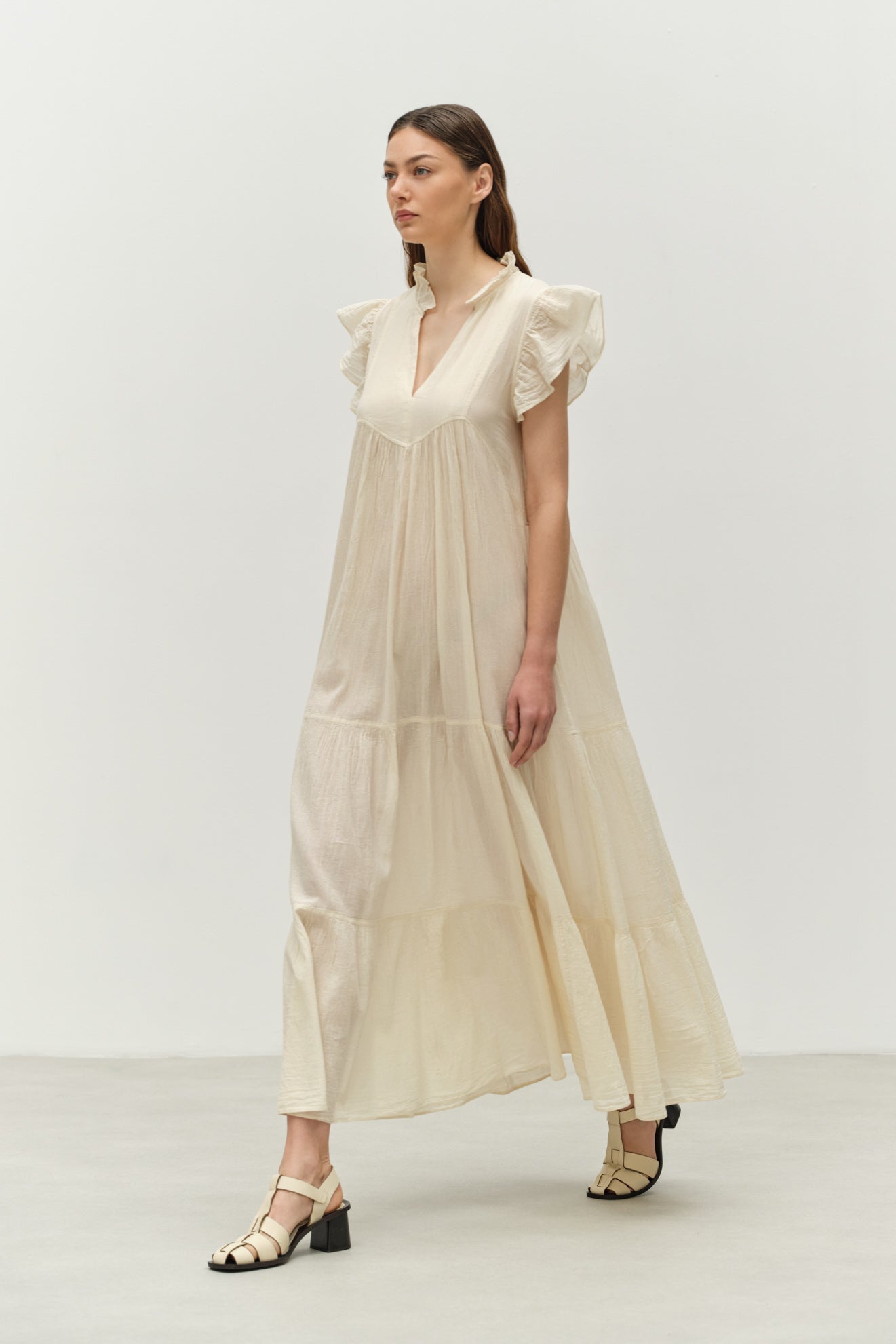 #color_Off-white