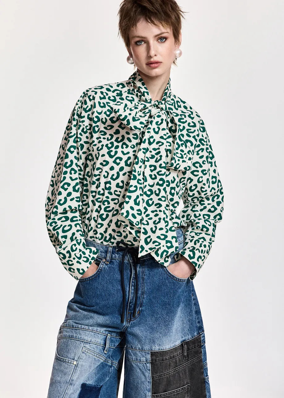 Khaleesi Shirt Dark Green Leopard