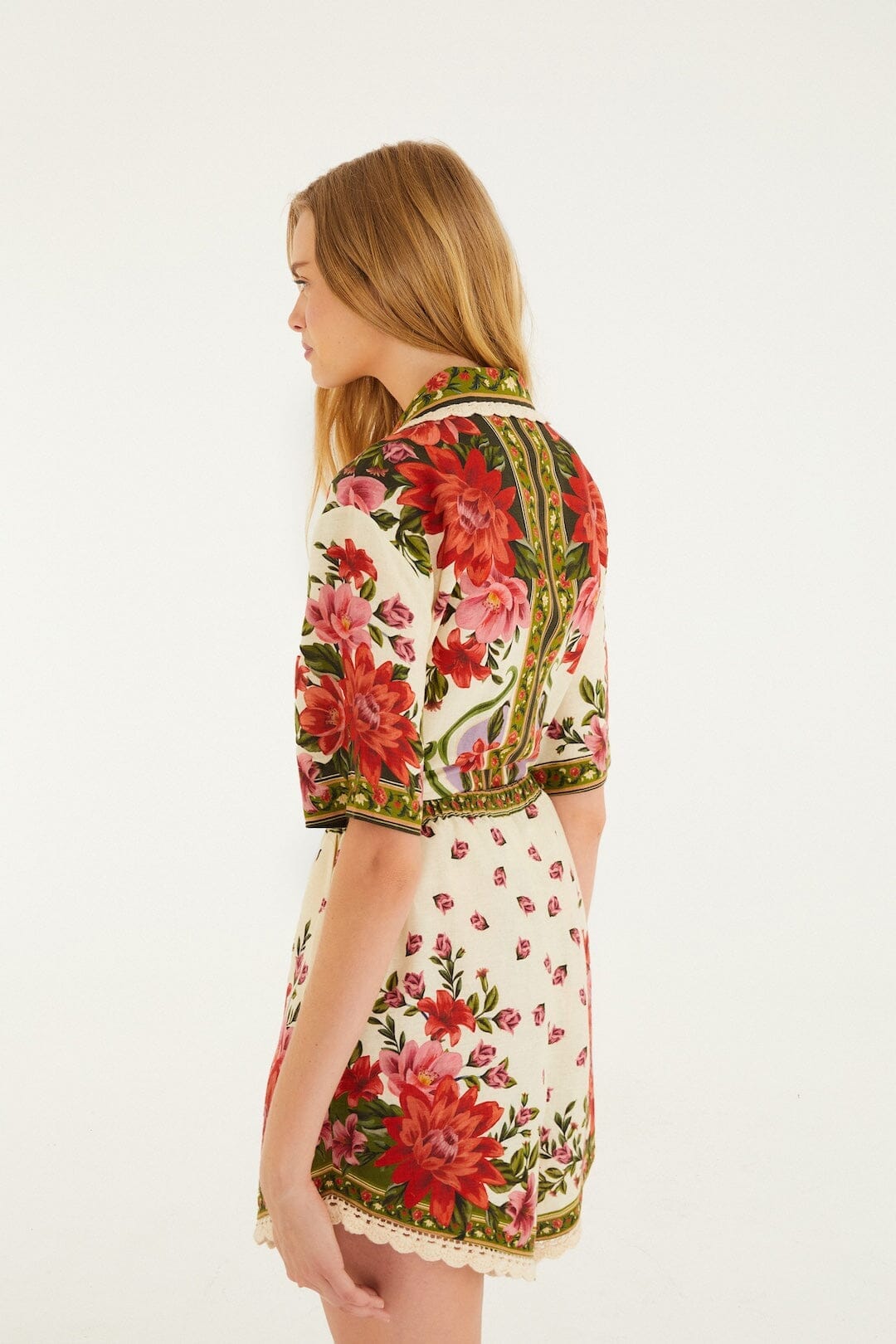 Wonder Rio Sand Shorts Floral Paula Black