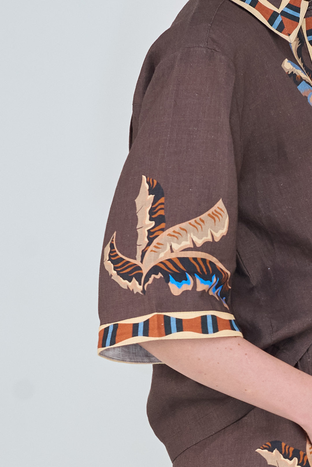 Bali Tiger Shirt Brown