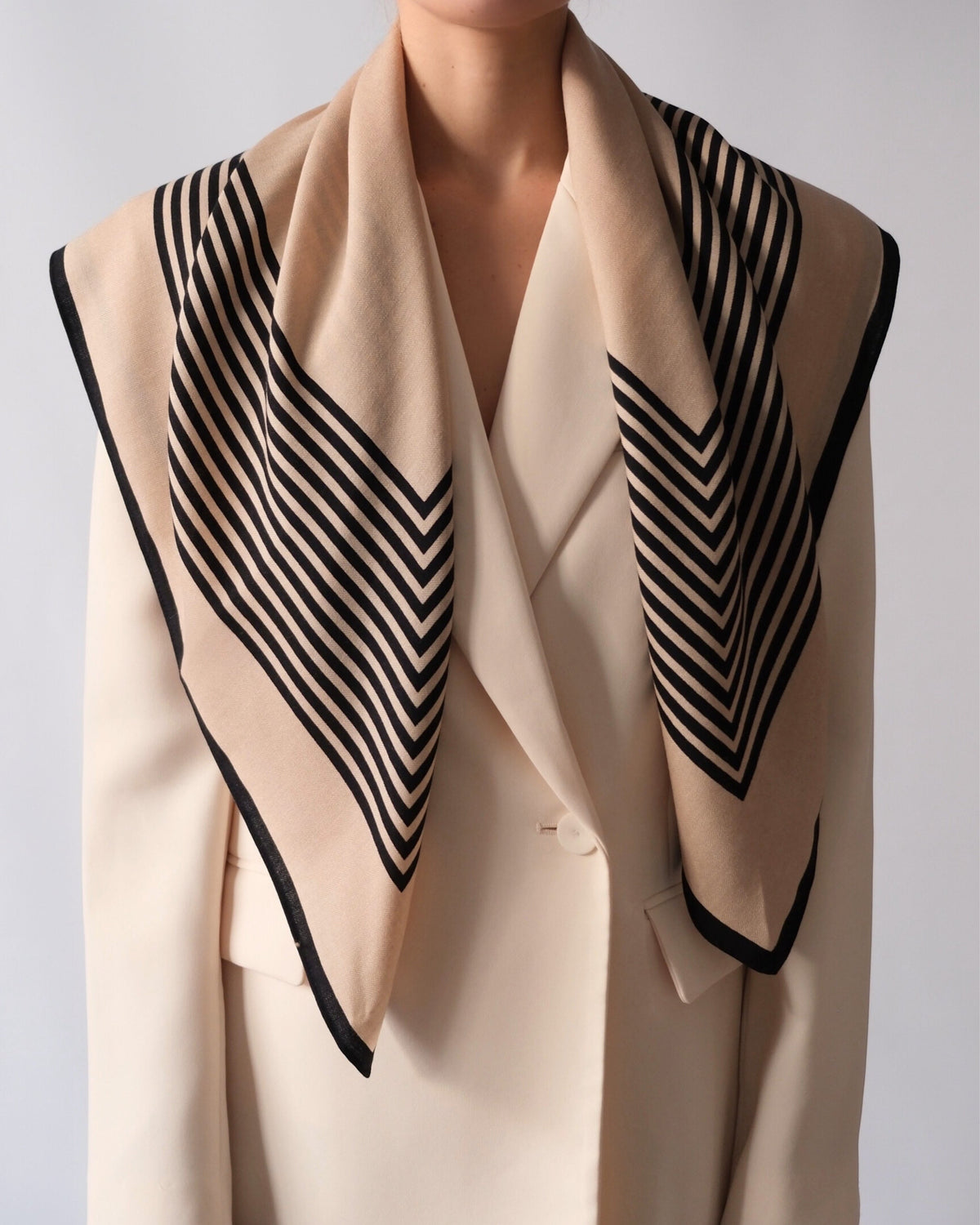 Wool Striped Scarf Sand Black | 90 cm