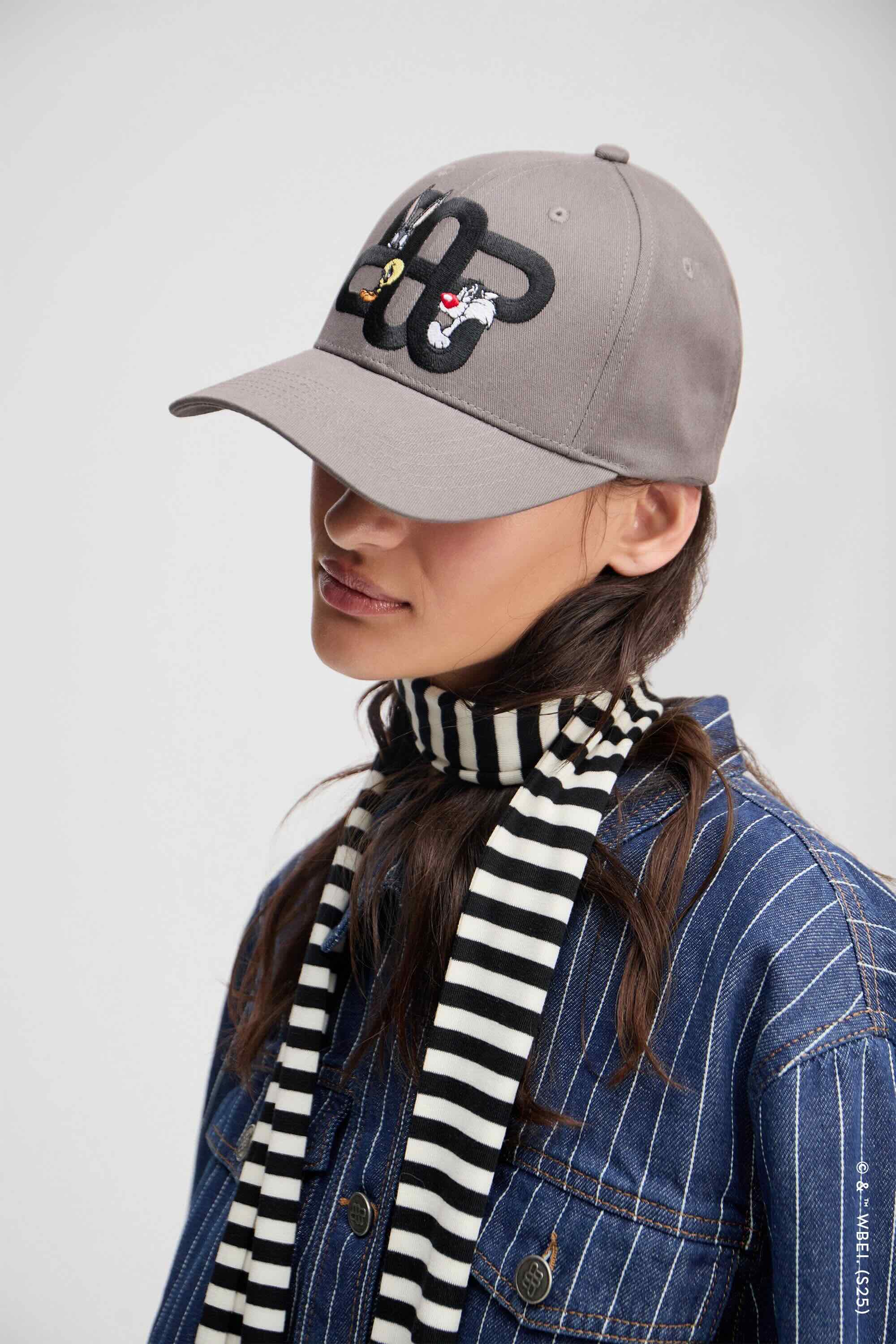Lucian Cap