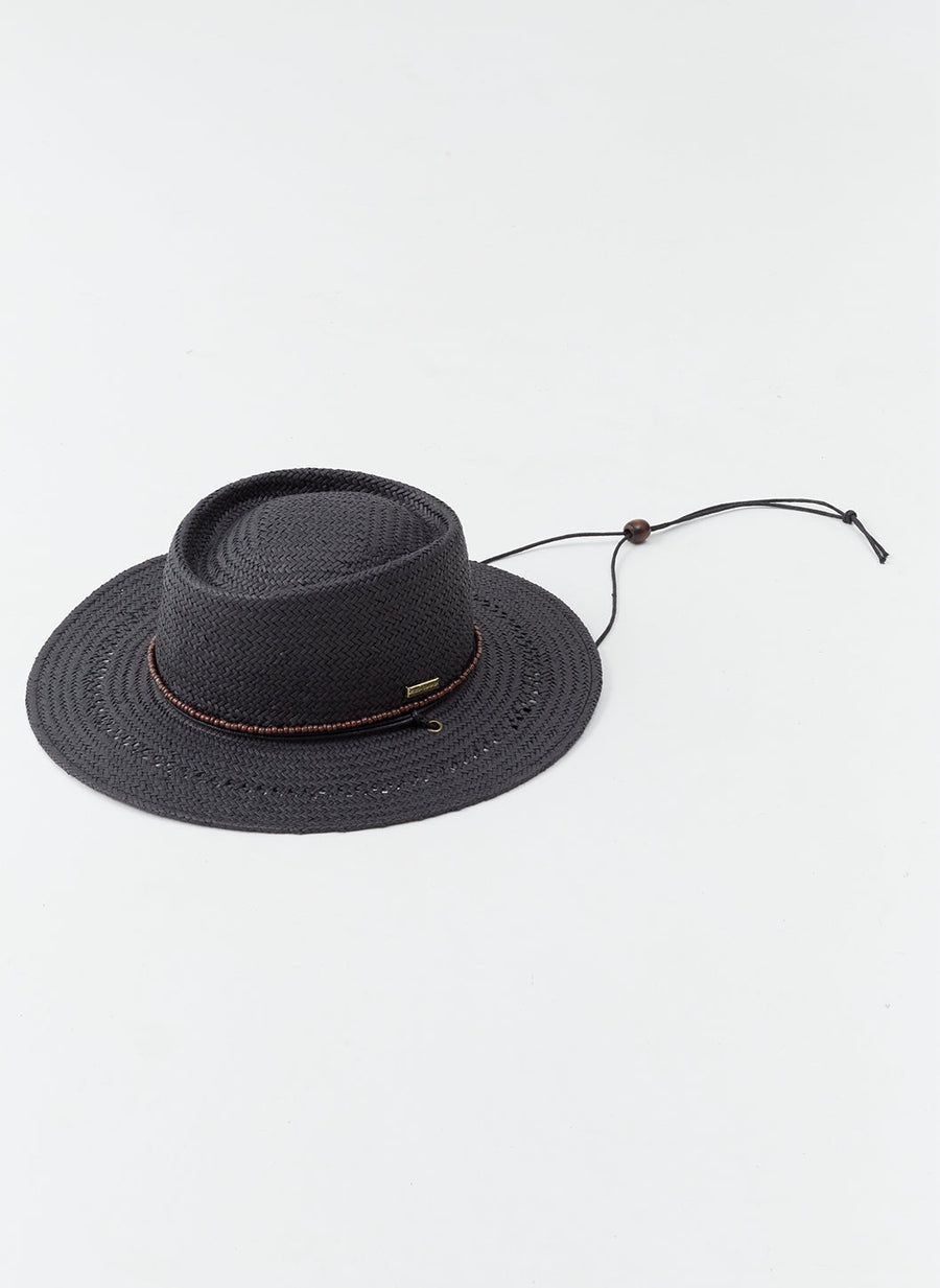 Gisele Hat Black