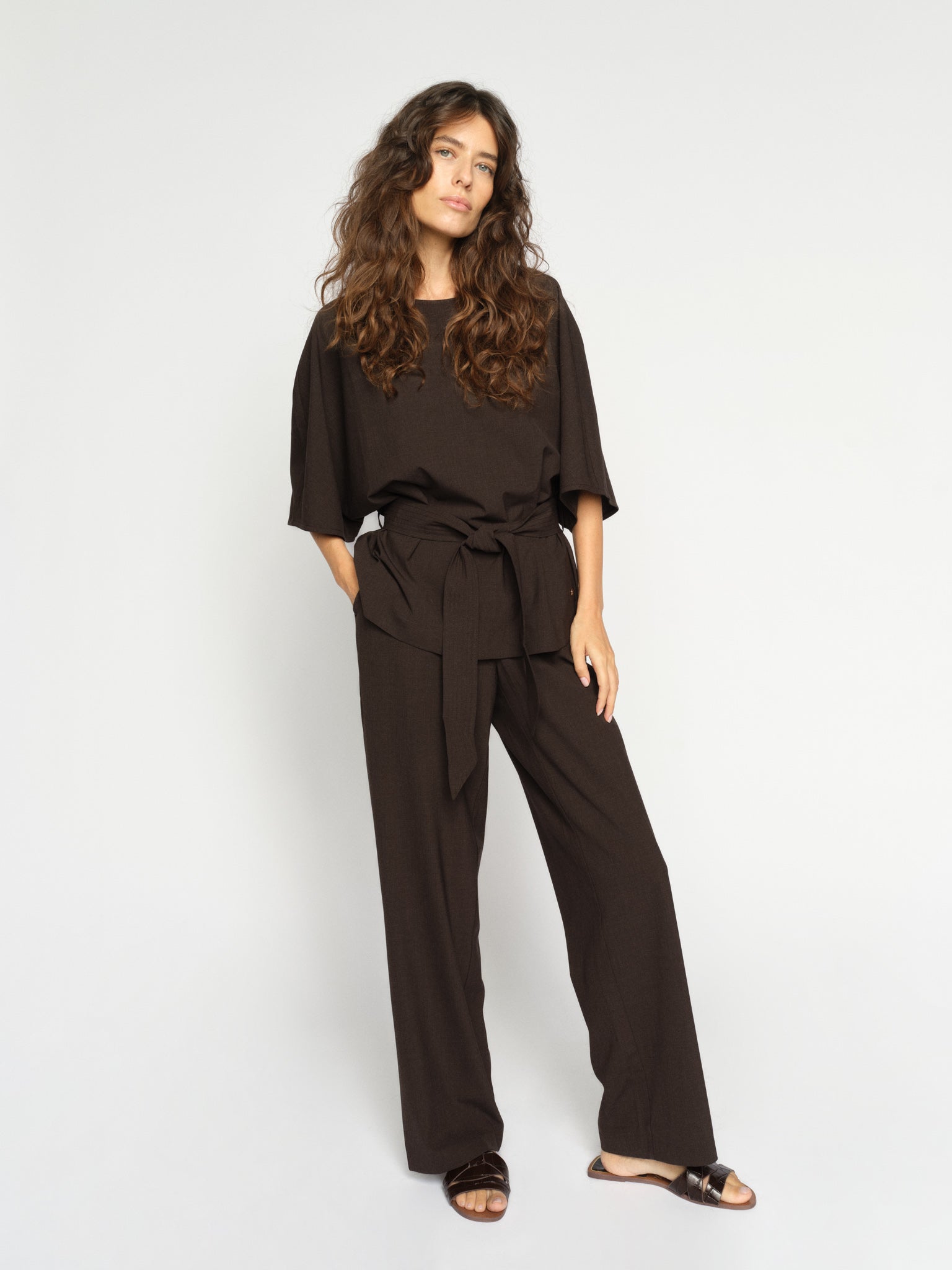 MMBai Roy Pant Coffee Quartz