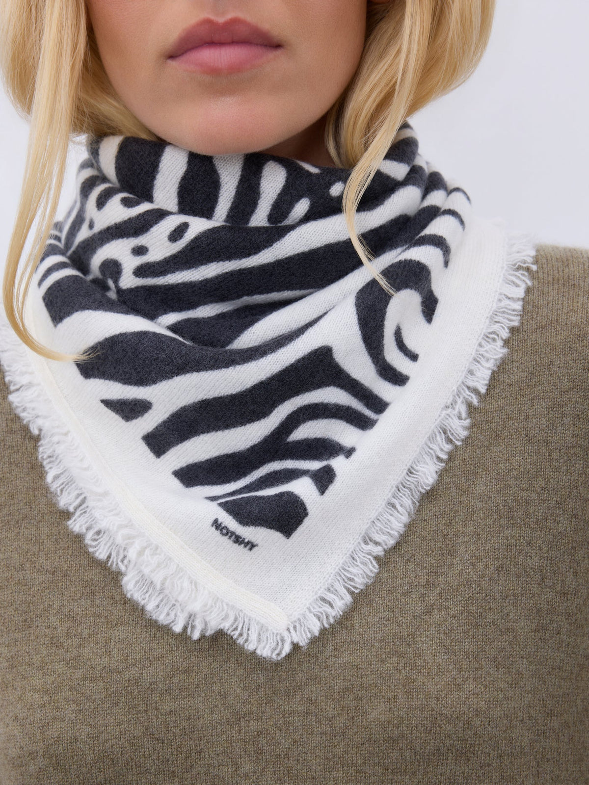 Max Cashmere Scarf Zebra Ecru