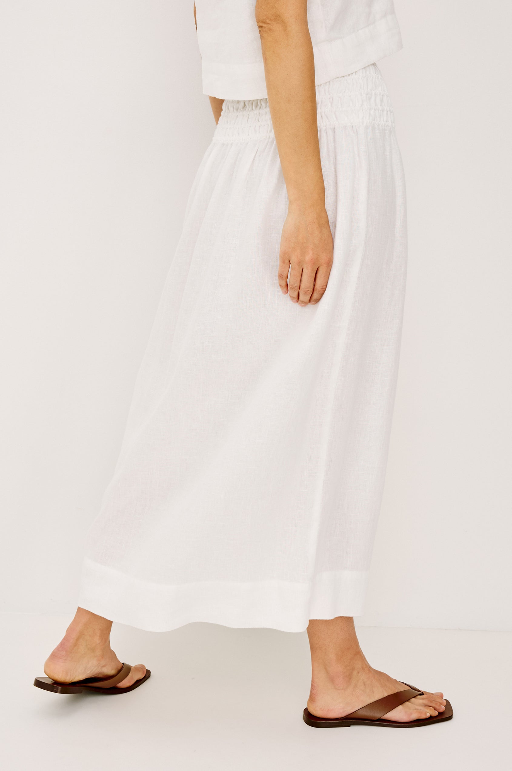 Alessa Skirt White Linen