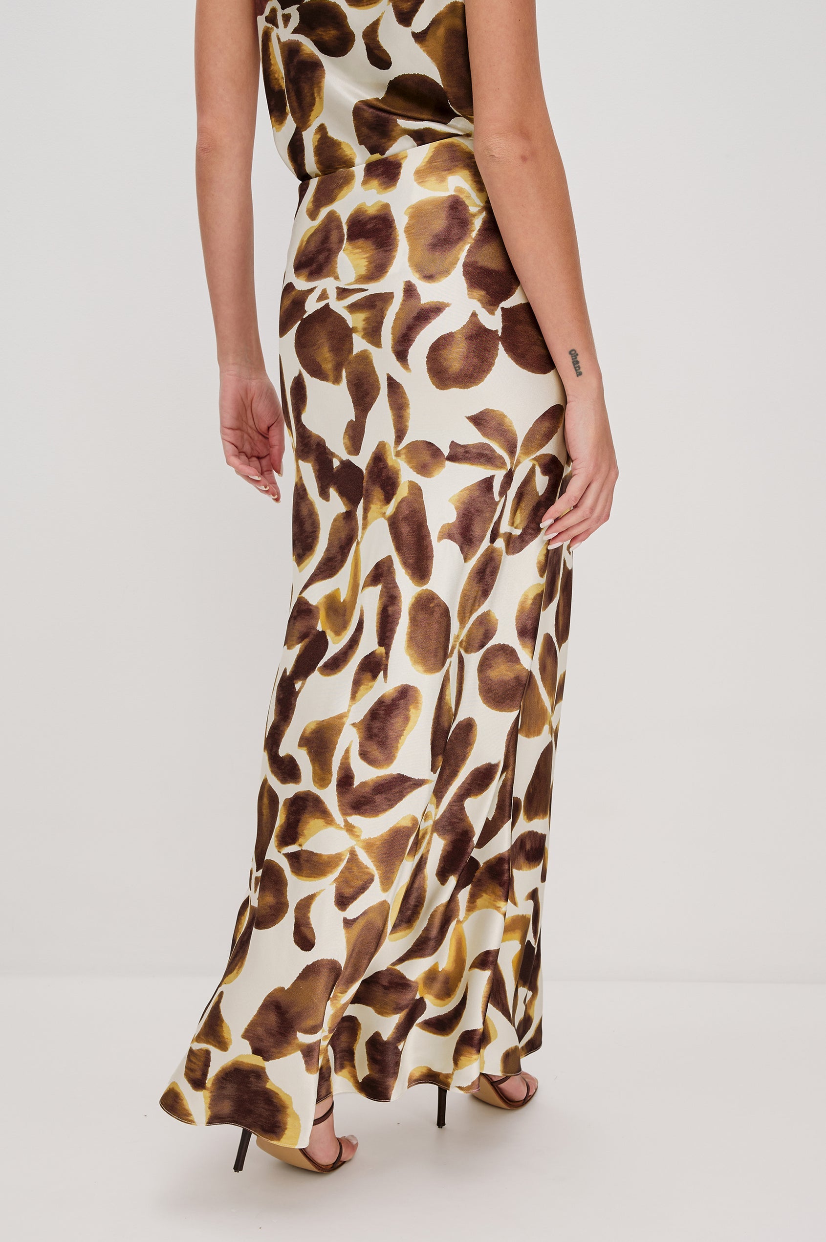 Romina Skirt