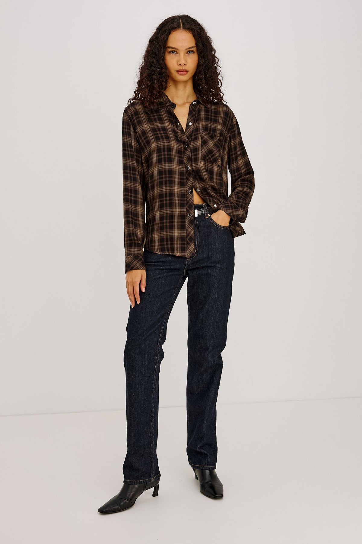Hunter Shirt Almond Black