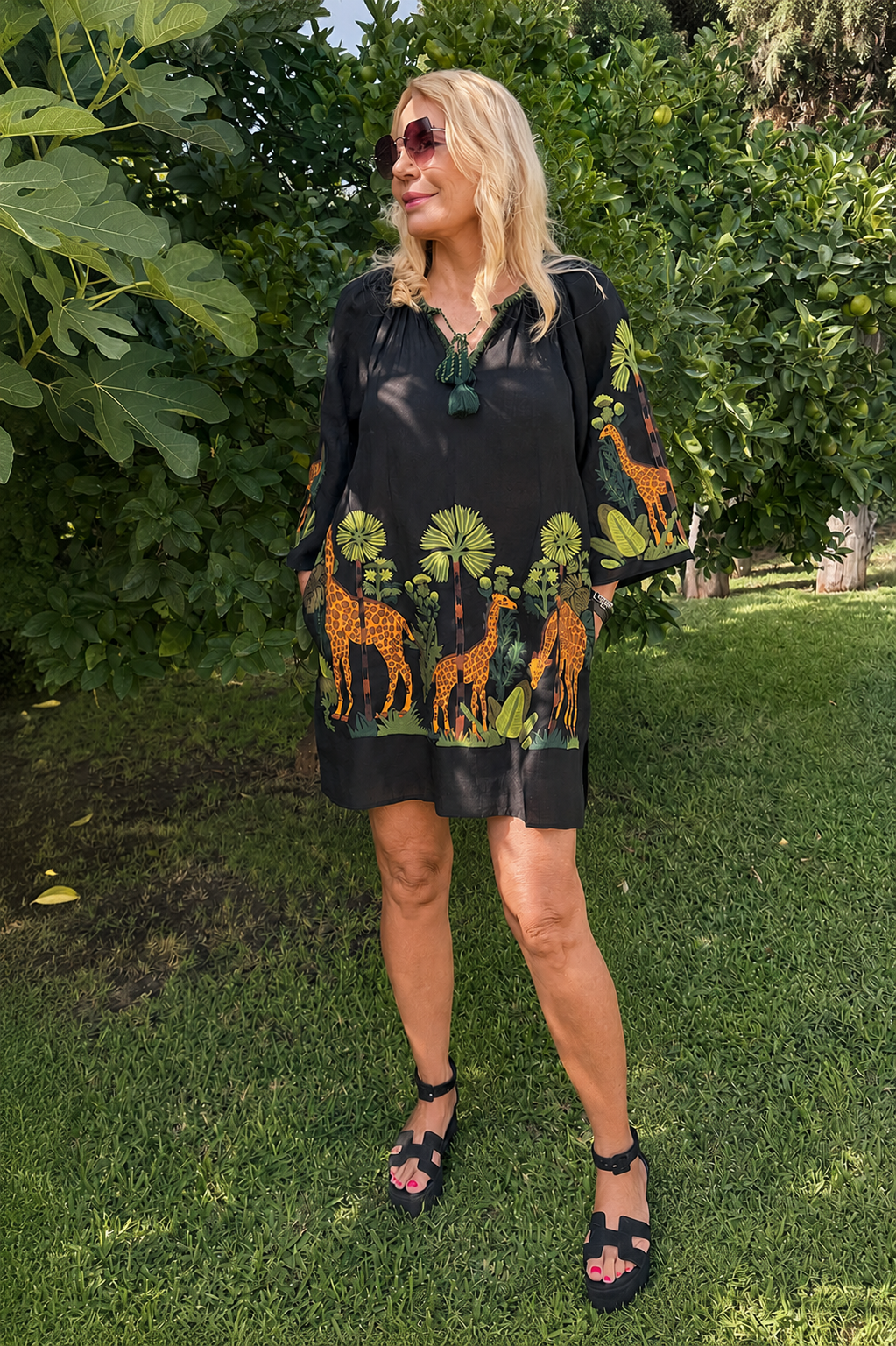 Giraffe Tunic Black