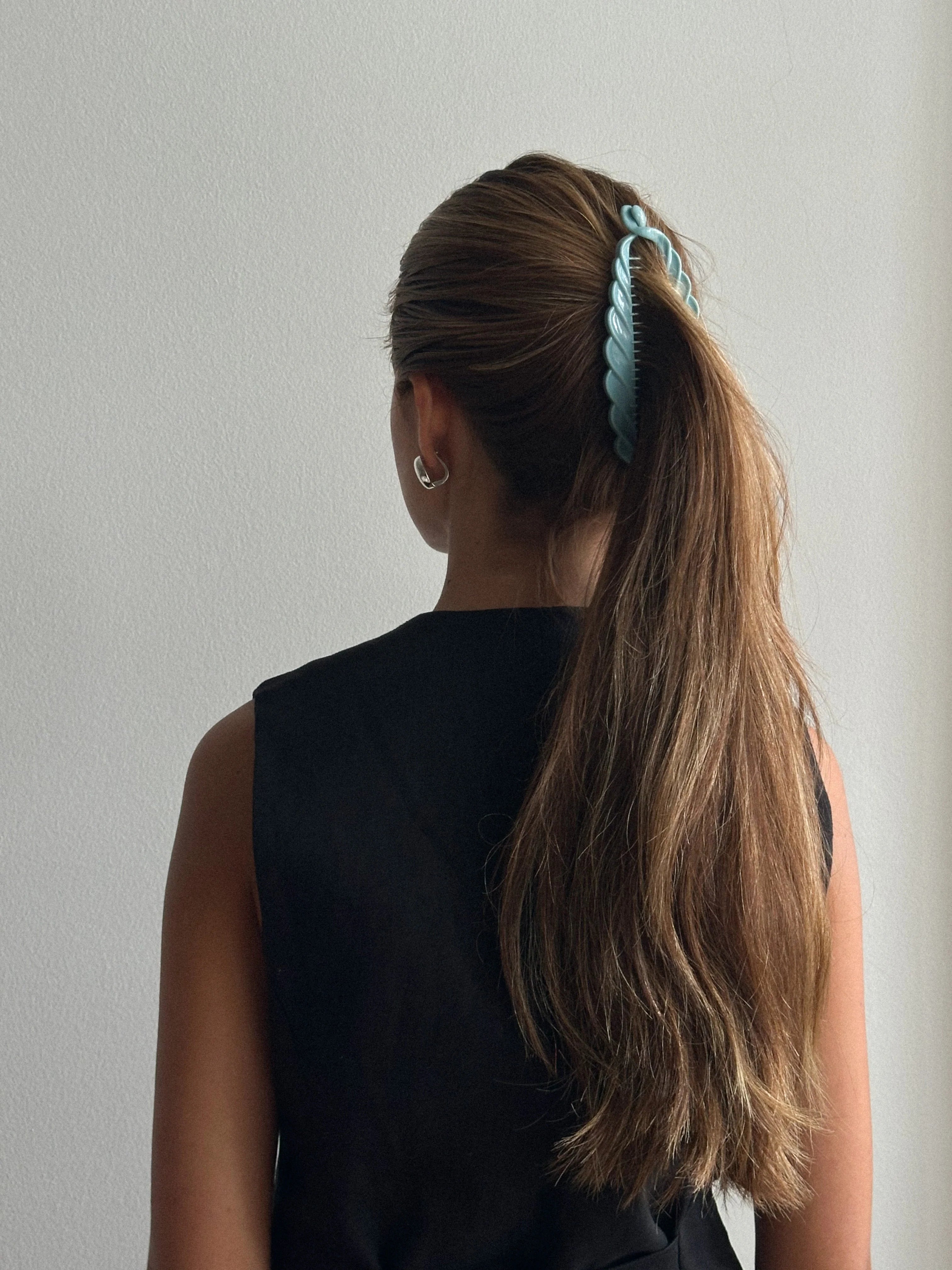 Amarante Hair Clip