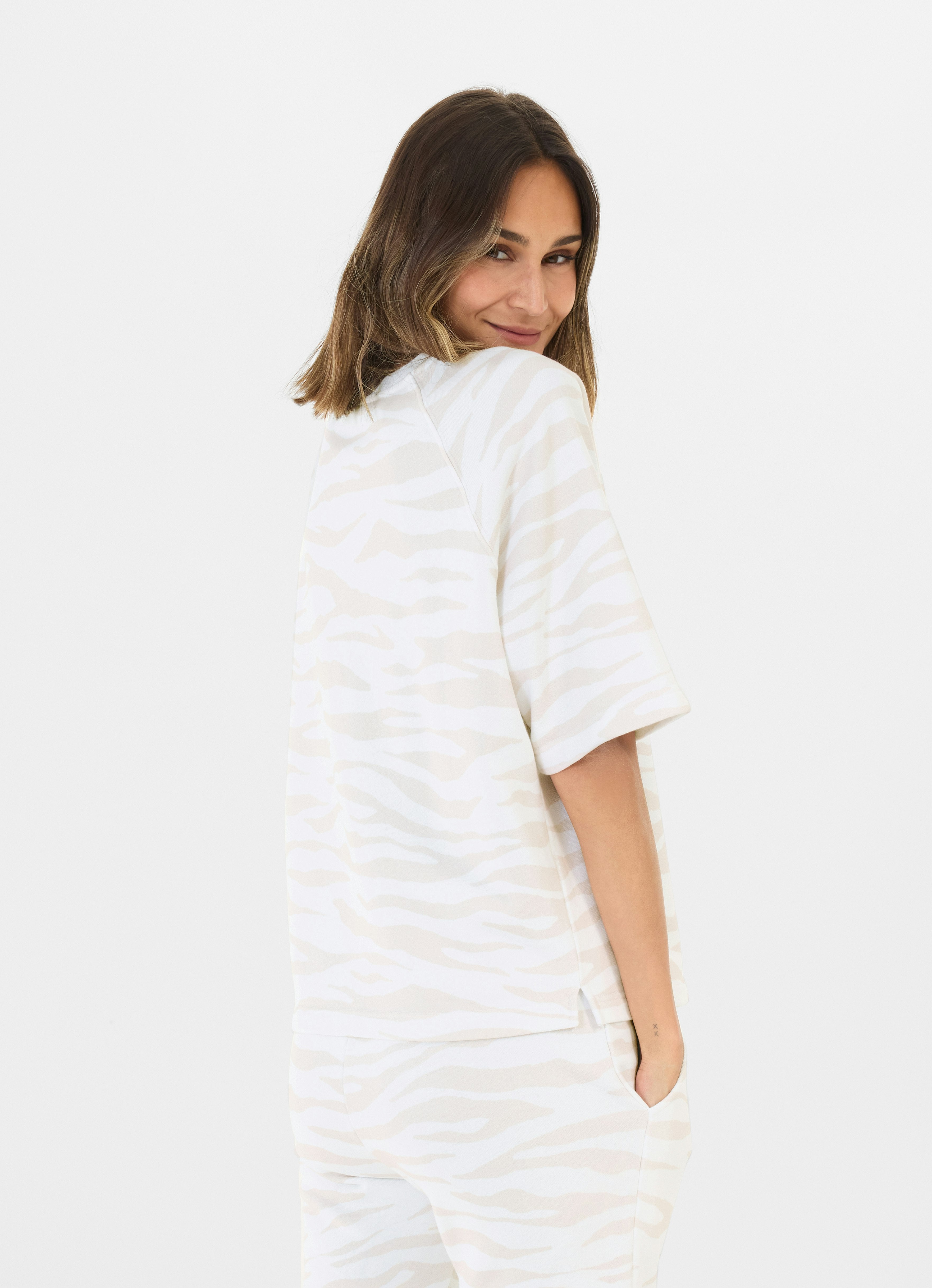 Esmeralda Sweatshirt White