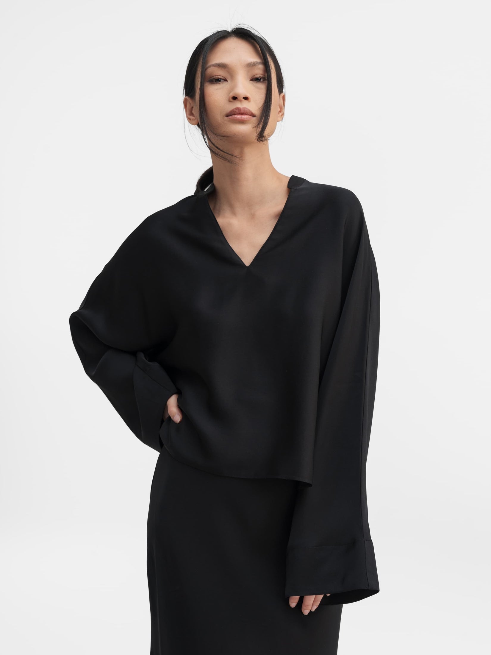 Nina V Black