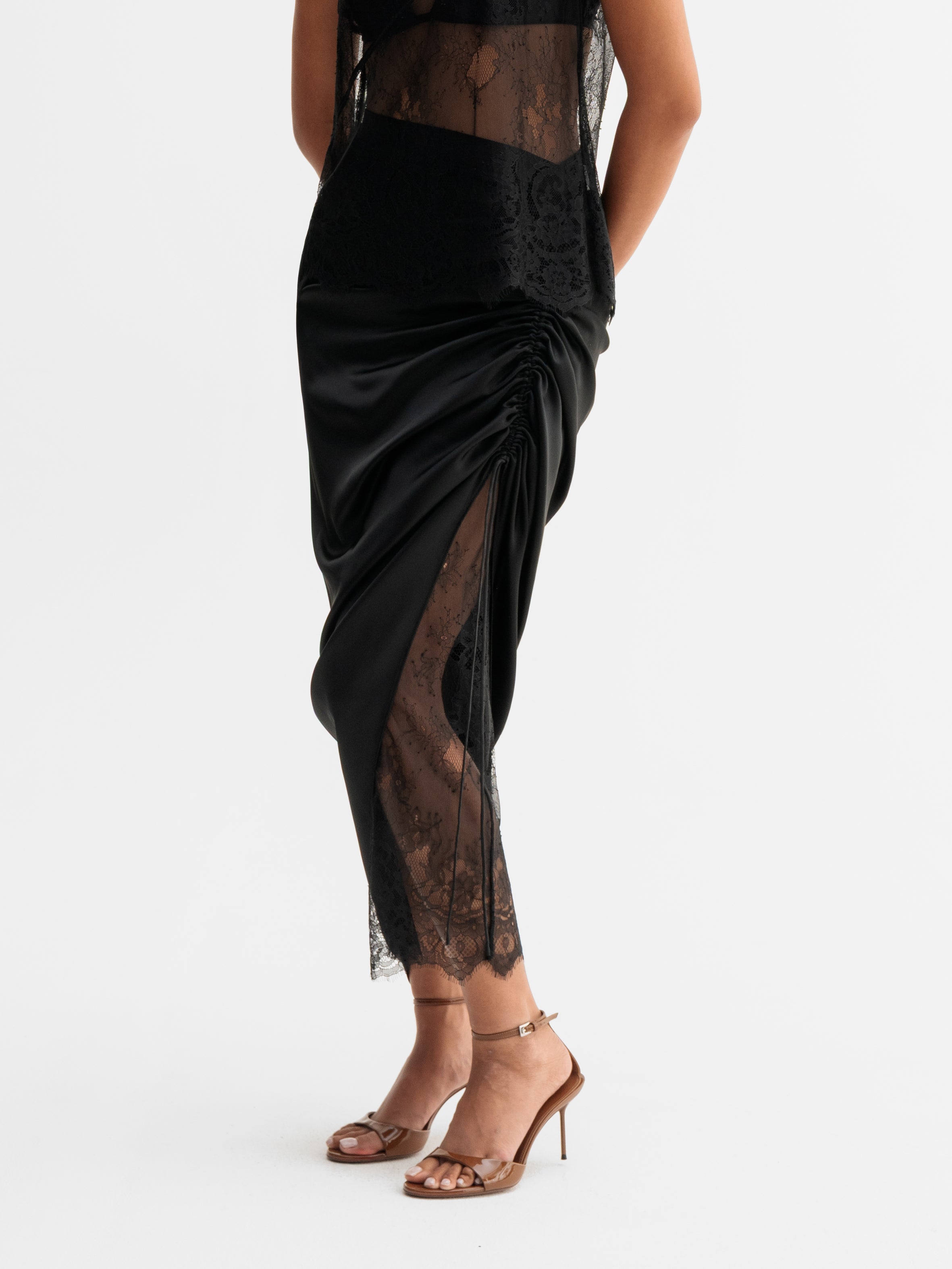 Haley Lace Skirt Black