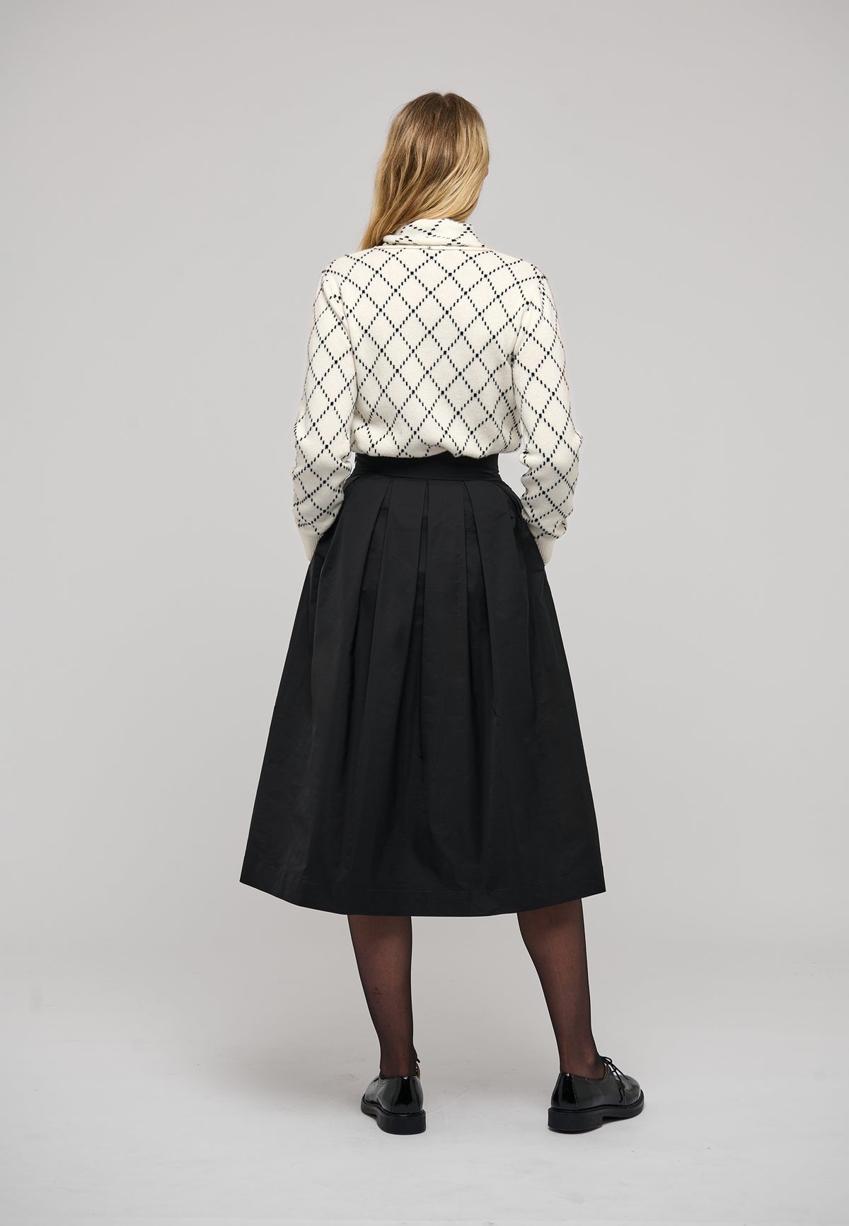 KrystleDEA Sweater Argyle