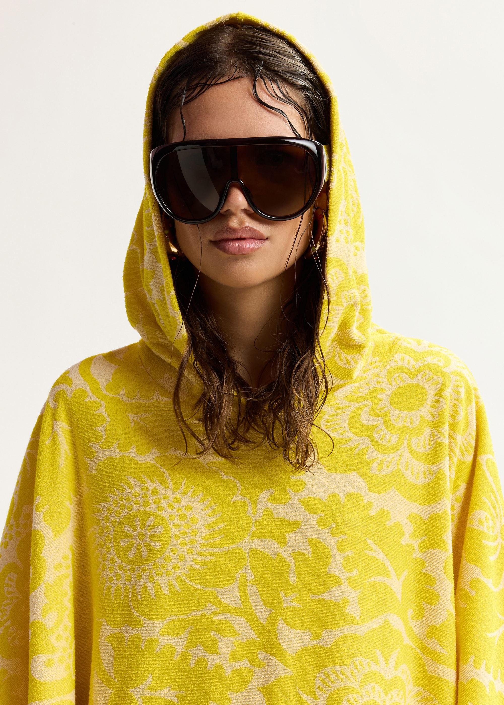 Jowel Poncho Yellow
