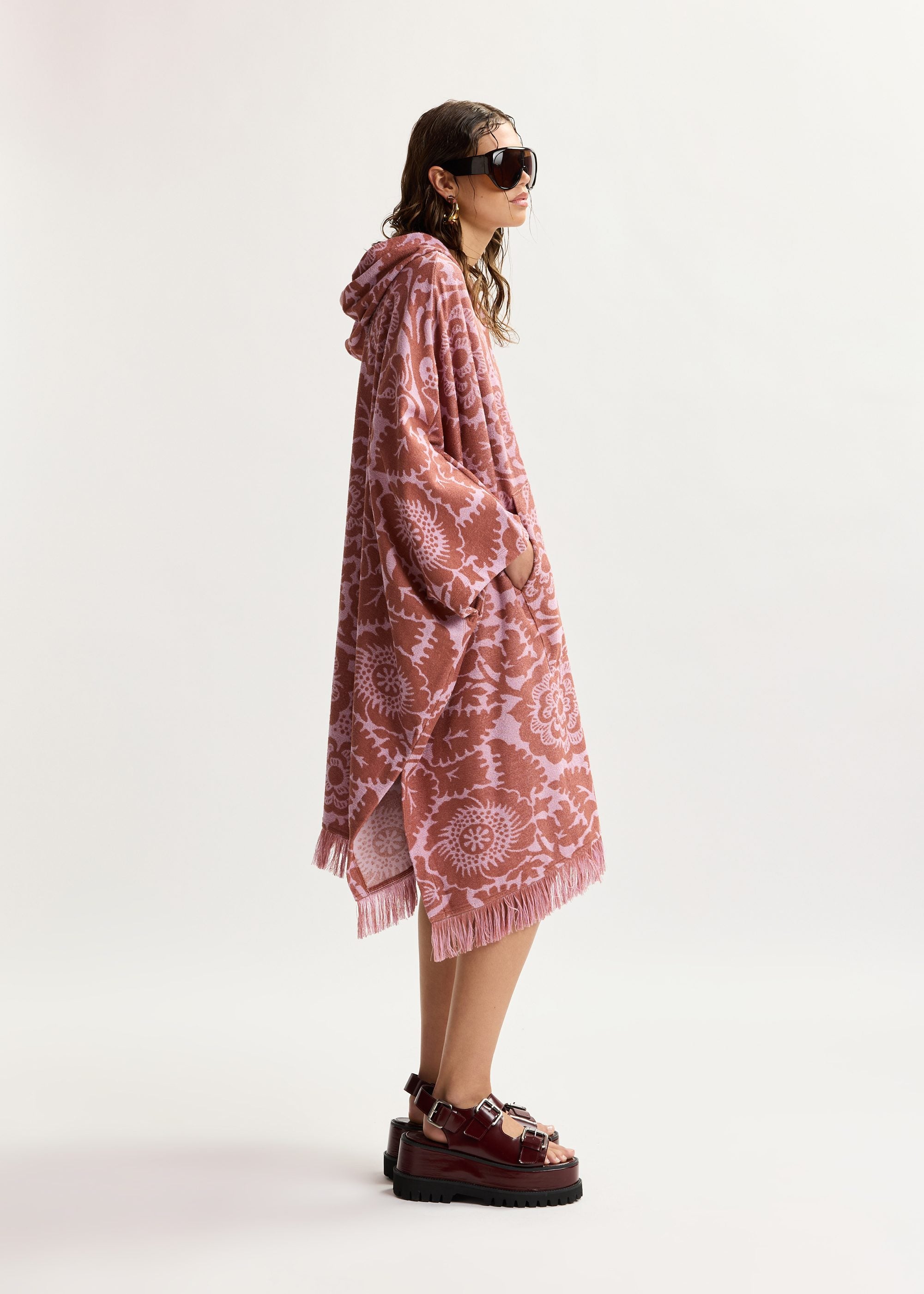 Jowel Poncho Pink Brown