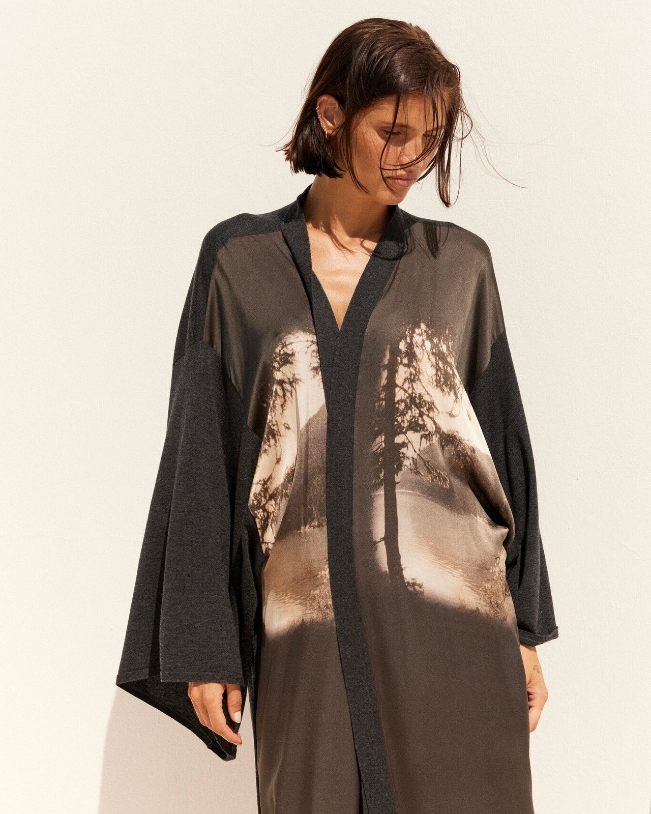 Black Angus Kimono