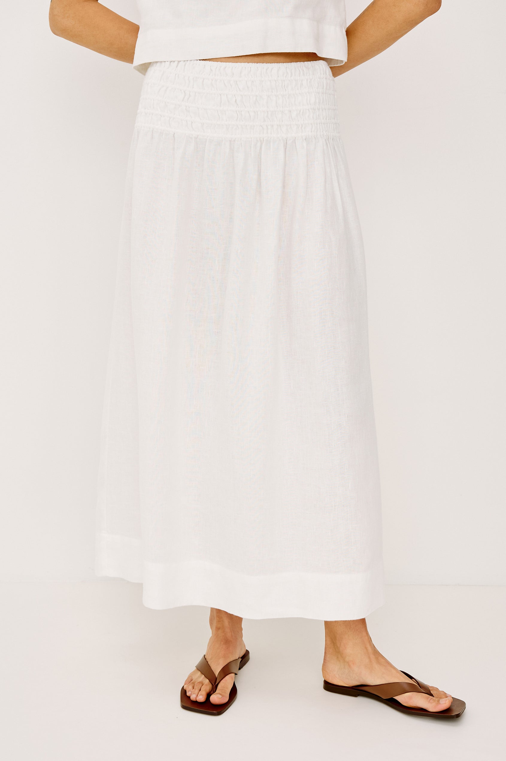 Alessa Skirt White Linen