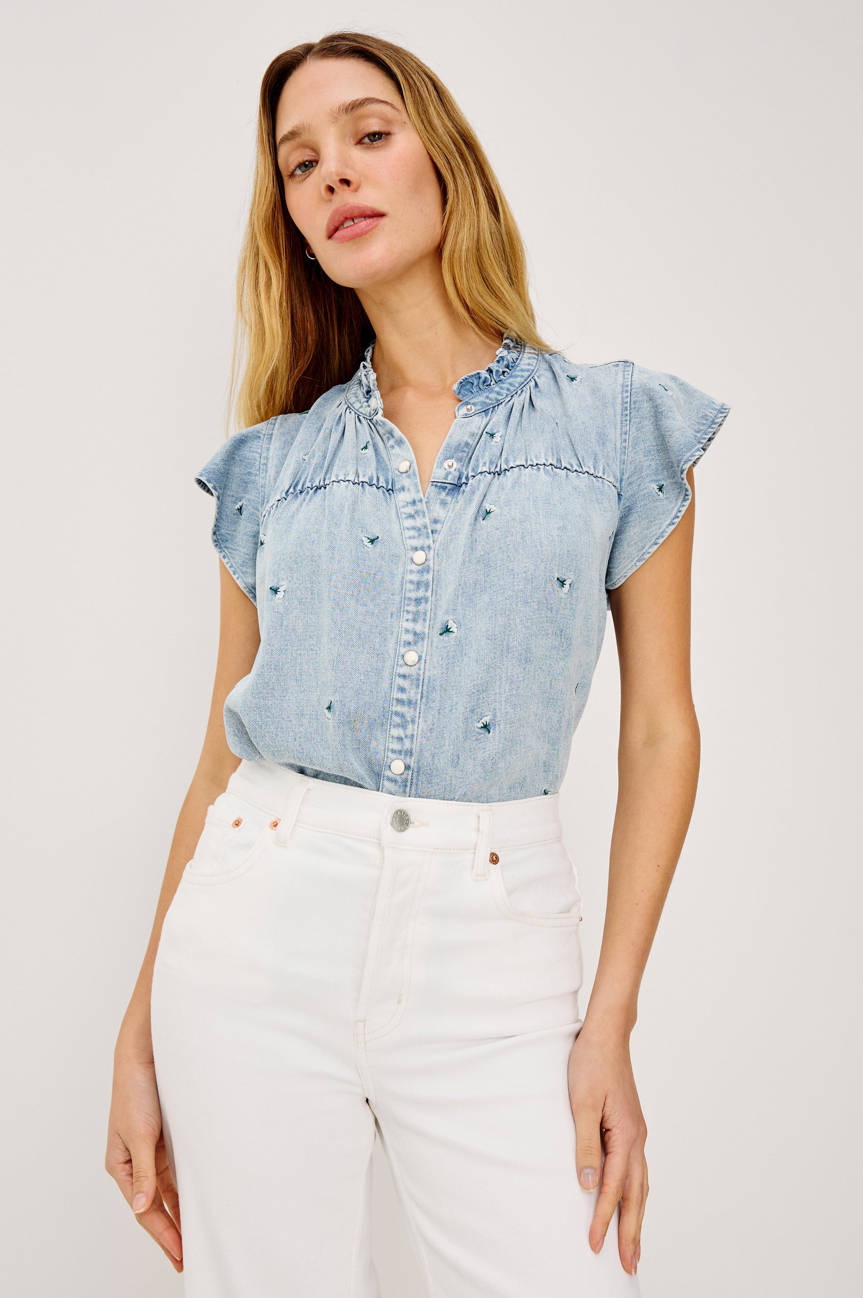 Ruthie Shirt Ivory Carnations