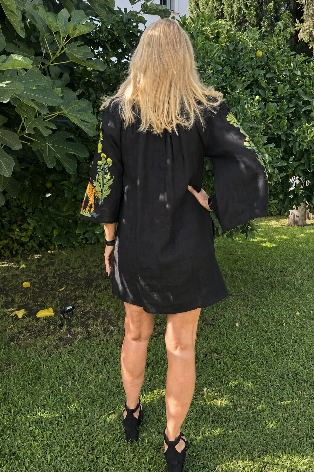 Giraffe Tunic Black