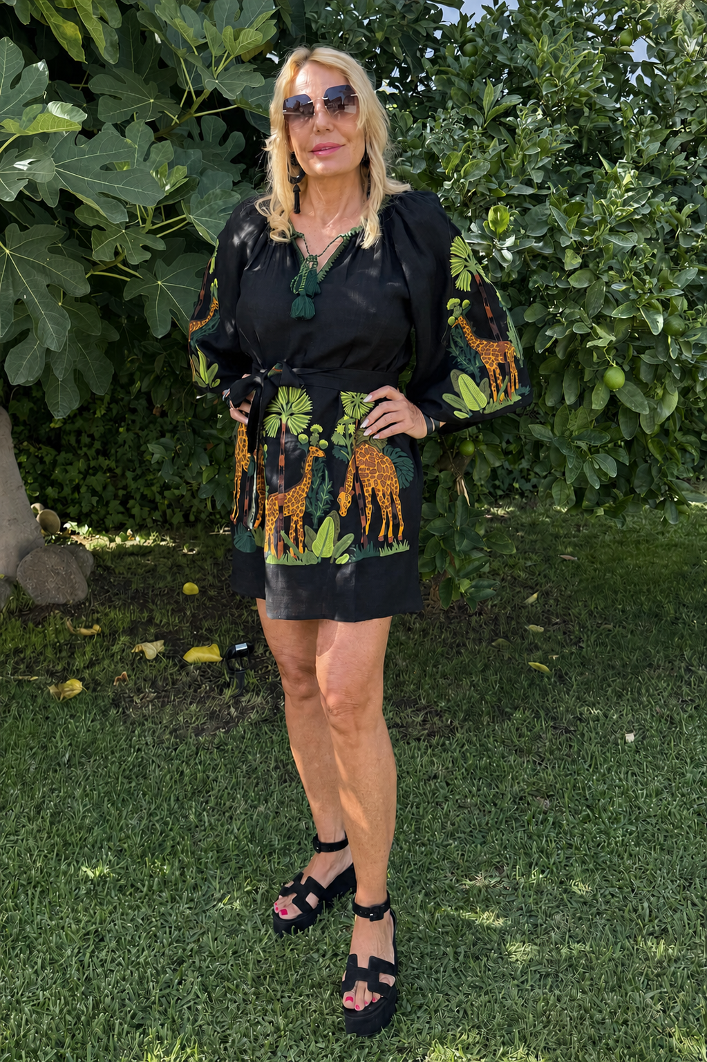 Giraffe Tunic Black