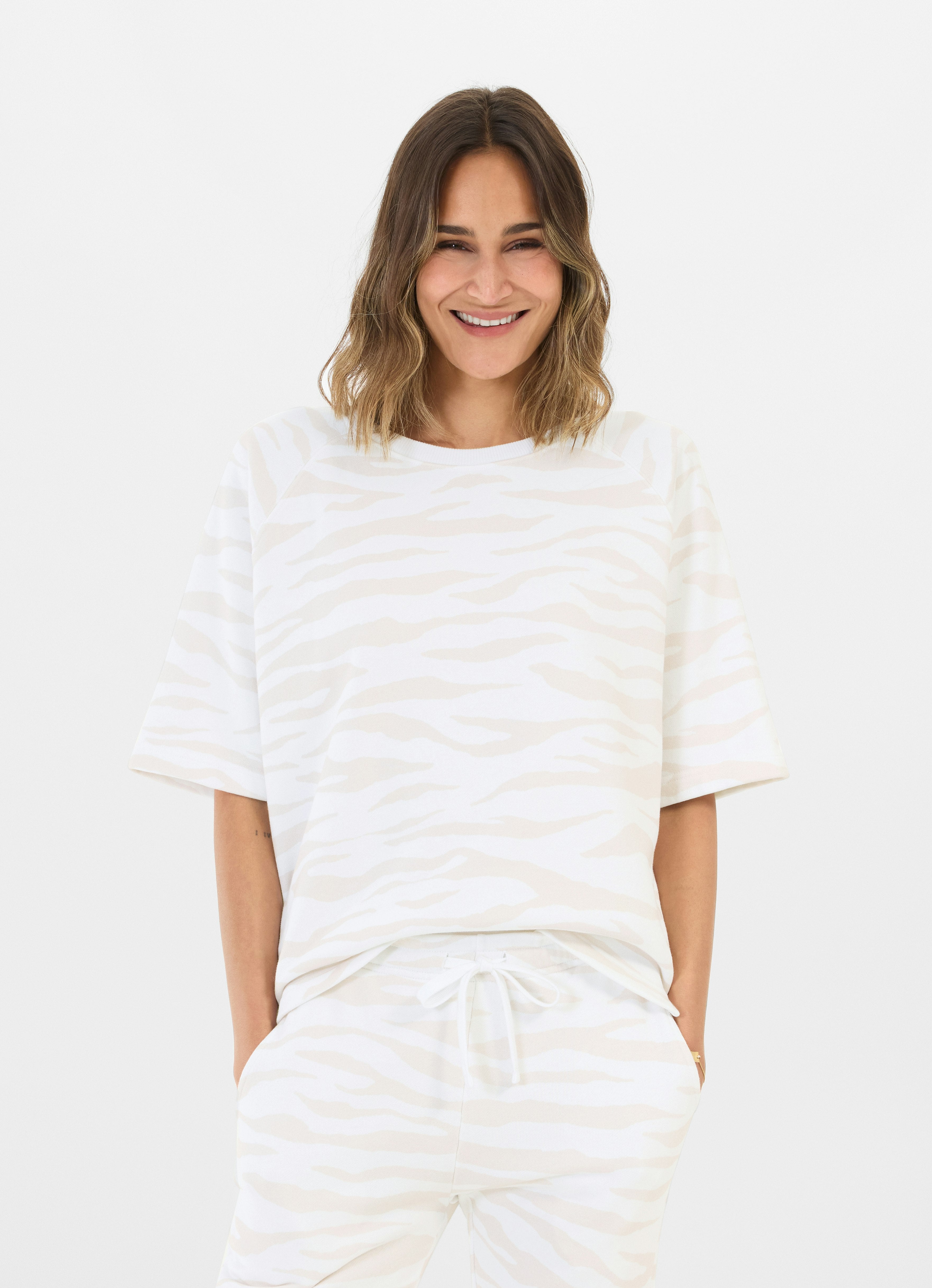 Esmeralda Sweatshirt White