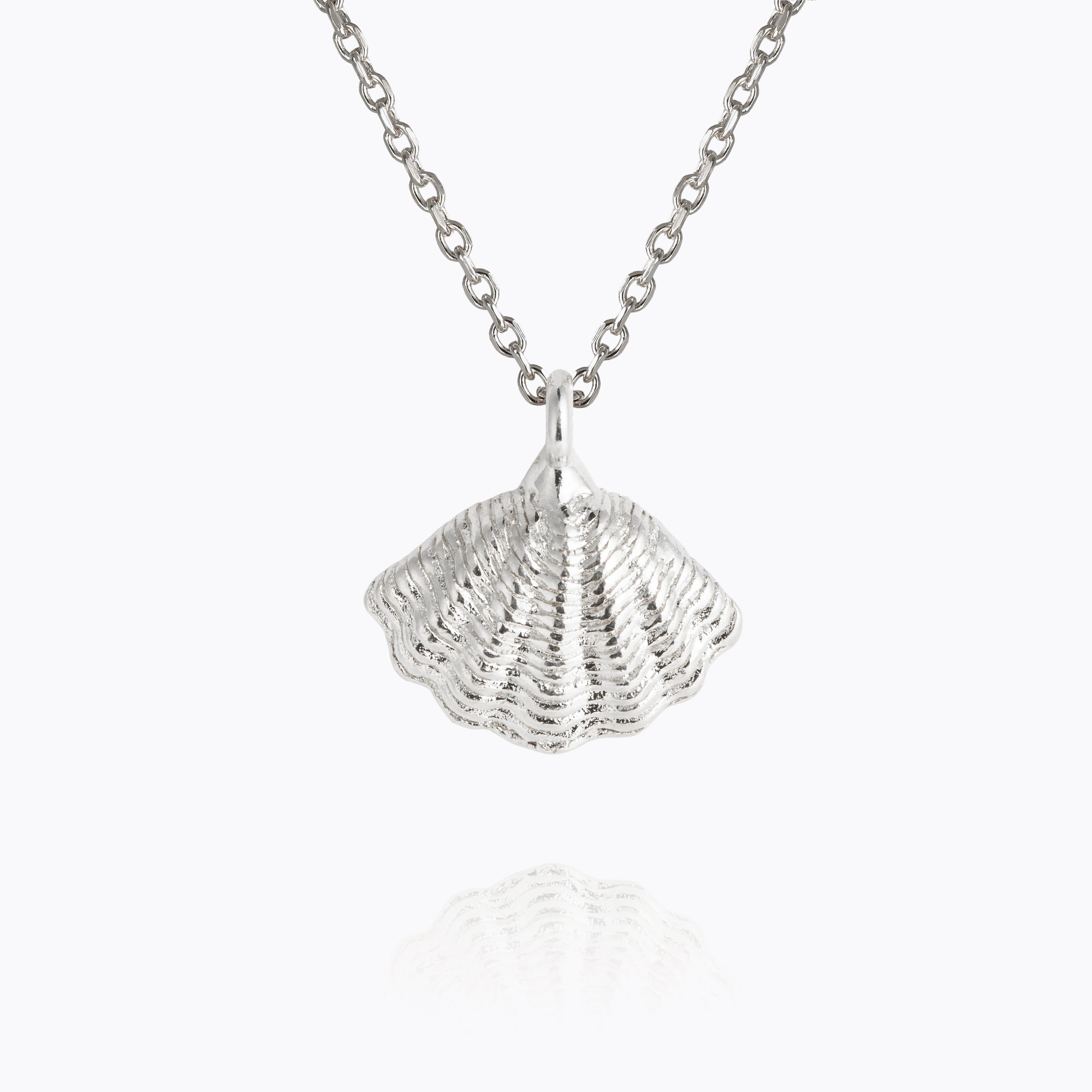 Mira Shell Necklace